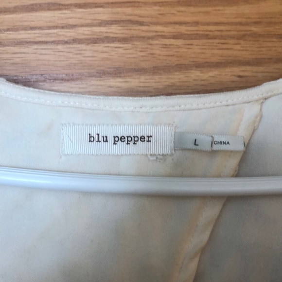 White Floral Dress - Picture 4 of 6